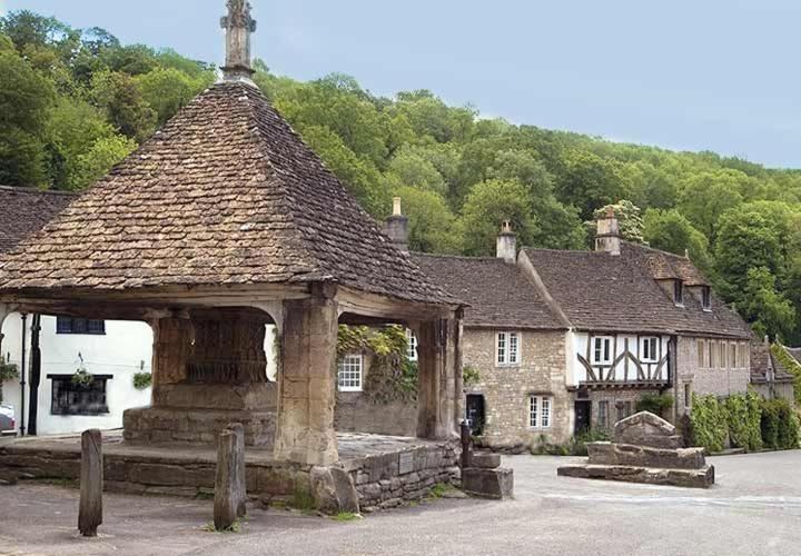 The Gates Villa Castle Combe Exterior photo